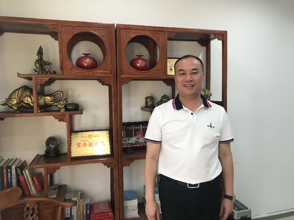 陈谋坤
